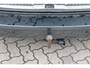 Peugeot 308 SW 1.6 e-HDi Blue Lease Executive Climate control, Automaat, Panoramadak, Trekhaak, Elektrische ramen, Cruise control