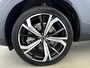 Volvo XC60 Recharge T8 Ultimate Dark | Bowers & Wilkins Audio | Luchtvering | Panoramadak | HUD | PDC + 360 camera | Trekhaak | Stoel + Stuur verw. |