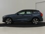 Volvo XC60 Recharge T8 Ultimate Dark | Bowers & Wilkins Audio | Luchtvering | Panoramadak | HUD | PDC + 360 camera | Trekhaak | Stoel + Stuur verw. |