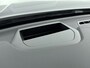 Volvo XC60 Recharge T8 Ultimate Dark | Bowers & Wilkins Audio | Luchtvering | Panoramadak | HUD | PDC + 360 camera | Trekhaak | Stoel + Stuur verw. |
