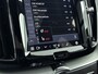 Volvo XC60 Recharge T8 Ultimate Dark | Bowers & Wilkins Audio | Luchtvering | Panoramadak | HUD | PDC + 360 camera | Trekhaak | Stoel + Stuur verw. |