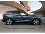 Volvo XC60 Recharge T8 Ultimate Dark | Bowers & Wilkins Audio | Luchtvering | Panoramadak | HUD | PDC + 360 camera | Trekhaak | Stoel + Stuur verw. |