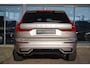 Volvo XC60 2.0 T6 Plug-in hybrid AWD Ultra Dark Luchtvering | Bowers & Wilkins | Sportstoelen elektrisch verstelbaar | 21 inch velgen | Panoramadak Elektrisch | Stoel + Stuurverwarming | Elektrische achterklep