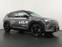 Kia EV3 GT-PlusLine 81.4 kWh - *DEMO* - Draadloze Apple CarPlay / Android Auto - Stoel en stuurwiel verwarming - Panoramadak - Harman Kardon Audio - Dodehoek assistent - Fabrieksgarantie tot 11-2031
