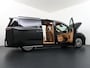 Voyah Dream Flagship | Leder interieur | Schuif-kantel dak | 4WD | 108,7 KwH | 7 Persoons