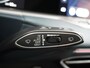Voyah Free 4WD 106 kWh Accu VOYAH  Free 4WD 106 kWh Accu Flagship Model | 2.000kg Trekwicht | Luchtvering | Massage Stoelen Voorin | Intelligente Cruise Control | Smart Glas Panoramadak | DYN Audio-systeem (HIFI)