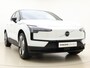 Volvo EX30 Extended Range Plus 69 kWh / DEMO / Warmtepomp / Getint glas / 19" / H&K Audio / Adapt. Cruise / Elektr. Achterklep /