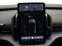 Volvo EX30 Extended Range Plus 69 kWh / DEMO / Warmtepomp / Getint glas / 19" / H&K Audio / Adapt. Cruise / Elektr. Achterklep /