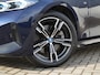 BMW 3-Serie Touring 330e M-Sport | HiFi | HUD | Parking | Driving | 18"