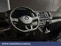 Volkswagen Crafter 2.0 TDI 141pk L3H3 L2H2 Euro6 Airco | Camera | Cruisecontrol | Apple Carplay Android Auto, Chauffeursstoel, Parkeersensoren, Bijrijdersbank, 3000kg Trekvermogen