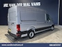 Volkswagen Crafter 2.0 TDI 140 pk L3H3 L2H2 Euro6 Airco | Camera | Cruisecontrol | Apple Carplay Android Auto, Chauffeursstoel, Parkeersensoren, Bijrijdersbank, 3000kg Trekvermogen, zilver