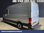 Volkswagen Crafter 2.0 TDI 141pk L3H3 L2H2 Euro6 Airco | Camera | Cruisecontrol | Apple Carplay Android Auto, Chauffeursstoel, Parkeersensoren, Bijrijdersbank, 3000kg Trekvermogen