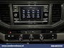 Volkswagen Crafter 2.0 TDI 140 pk L3H3 L2H2 Euro6 Airco | Camera | Cruisecontrol | Apple Carplay Android Auto, Chauffeursstoel, Parkeersensoren, Bijrijdersbank, 3000kg Trekvermogen, zilver