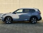 Nissan X-Trail 1.5 e-4orce Tekna 4WD 7p. / Full Options / 7 Persoons! / Trekhaak 1.650 KG Trekgewicht / Lederen bekleding / 3-Zone Climate Control / Parkeersensoren Voor + Achter / Adaptieve Cruise Control / Navigatie / Stoel- & Stuurverwarming / Groot Scherm / Elektrische Achterklep / Elektrische Stoelen /