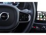 Volvo XC90 2.0 T8 Plug-in hybrid AWD Ultra Dark | 2400 kg Trekgewicht | Bowers & Wilkins | Actieve Luchtvering | Voorstoelen Verwarmd & Geventileerd | Panoramadak