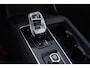 Volvo XC90 2.0 T8 Plug-in hybrid AWD Ultra Dark | 2400 kg Trekgewicht | Bowers & Wilkins | Actieve Luchtvering | Voorstoelen Verwarmd & Geventileerd | Panoramadak