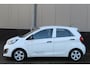 Kia Picanto 1.0 CVVT MEENEEMPRIJS!! Airco/Stuurbekrachtiging/Elektrische ramen voor/Elektrisch verstelbare spiegels/Centrale deurvergrendeling/Radio