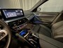 BMW 5-Serie 530e Business Edition Plus M Sport 19"/Schuif-kanteldak/Trekhaak/Camera/Stoelverwarming + memory/PDC v+a/LED
