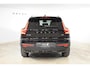 Volvo XC40 B4 211PK Automaat Plus Dark / Lighting Pack / Connect Nubuck bekleding / 20'' velgen / Extra getint glas