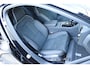 Volvo XC40 B4 211PK Automaat Plus Dark / Lighting Pack / Connect Nubuck bekleding / 20'' velgen / Extra getint glas
