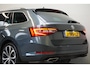 Skoda Superb Combi 2.0 TSI 4x4 Style Business 280 PK! AUTOMAAT! APPLE XENON CLIMA TREKHAAK etc.