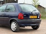 Opel Corsa 1.4i-16V CDX/AUTOMAAT