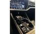 Volkswagen Touareg 3.0 TSi eHybrid 4MOTION | Panoramadak | Elek. inklapbare trekhaak | BTW AUTO | Adaptieve cruise control | Keyless | Lederen bekleding | Elek. verstelbare stoelen | Lane assist | Climate control | Apple carplay | Navigatie | Sfeerverlichting