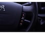 Peugeot Boxer 2.2 BlueHDi 140 pk L2H2 Premium Navi, Camera Laadruimte Pakket, Trekhaak 2.500 kg, 3-Zits
