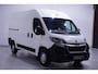 Peugeot Boxer 2.2 BlueHDi 140 pk L2H2 Premium Navi, Camera Laadruimte Pakket, Trekhaak 2.500 kg, 3-Zits