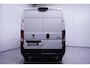 Peugeot Boxer 2.2 BlueHDi 140 pk L2H2 Premium Navi, Camera Laadruimte Pakket, Trekhaak 2.500 kg, 3-Zits
