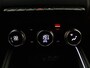 Renault Clio STAM Limité 75 TCe 90pk #9 van 75 Camera | Climate | Leder | Navi | Parksens. achter