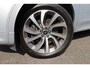 Land Rover Discovery Sport P300e 1.5 R-Dynamic PANO WINDSOR-LEER MEMORY ELEK.TREKHAAK 20"LMV CAMERA RUITVERWARMING MERIDIAN GSM-LADER ELEK.LAADKLEP 4x4 STOELVERW. ZWARTE-HEMEL NAVI
