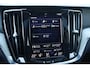 Volvo V60 2.0 T8 Recharge AWD Inscription | Long Range | Trekhaak | Panoramadak | Adaptieve Cruise Control | Keyless |
