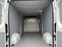 Opel Movano 2.2D 120 PK 3.5T E6 / L3H2 / !! 11.543 KM !! / IMPERIAAL / TREKHAAK / CAMERA / ECC / CRUISE / NAVI