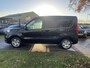 Fiat Doblò Cargo 1.6 MJ L1H1 SX Start & Stop | AUTOMAAT | 90 pk | Bumpers in kleur | Schuifdeur met raam | Parkeersensoren
