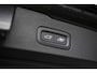 Volvo V60 2.0 B4 Plus Dark | Panorama dak | Adaptieve cruise control | Elektrisch verstelbare voorstoelen | Stoel/stuur verwarming |