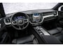 Volvo XC60 2.0 T6 Plug-in hybrid AWD Plus Dark | Long Range | Adaptieve Cruise Control | Panoramadak | Sportstoelen | Keyless Entry |