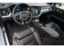 Volvo S60 2.0 Recharge T6 AWD Plus Dark Harman Kardon | Panorama Dak | Sportstoelen | 19"LM Velgen |