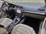 Volkswagen E-Golf *Leder* Warmtepomp / Stoelverwarming / Adapt. Cruise / LED / Keyless / Dynaudio / Camera / Navigatie / LMV