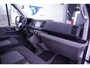 Volkswagen Crafter 2.0 TDI 140 pk L3H3 Navi, Camera, 18" LMV Trekhaak 3.000 kg, Grijs Wrap, Sidebars, 3-Zits