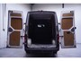 Volkswagen Crafter 2.0 TDI 140 pk L3H3 Navi, Camera, 18" LMV Trekhaak 3.000 kg, Grijs Wrap, Sidebars, 3-Zits