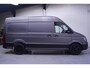 Volkswagen Crafter 2.0 TDI 140 pk L3H3 Navi, Camera, 18" LMV Trekhaak 3.000 kg, Grijs Wrap, Sidebars, 3-Zits