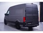 Volkswagen Crafter 2.0 TDI 140 pk L3H3 Navi, Camera, 18" LMV Trekhaak 3.000 kg, Grijs Wrap, Sidebars, 3-Zits