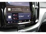 Volvo XC60 T6 Automaat AWD Core Bright | Adaptieve Cruise Control | Pilot Assist | Panoramisch schuif-/kanteldak | Elektrisch bedienbare voorstoelen | Geheugenfunctie voorstoelen | Stoelverwarming | Stuurwielverwarming | Pre-Conditionering