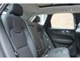 Volvo XC60 T6 Automaat AWD Core Bright | Adaptieve Cruise Control | Pilot Assist | Panoramisch schuif-/kanteldak | Elektrisch bedienbare voorstoelen | Geheugenfunctie voorstoelen | Stoelverwarming | Stuurwielverwarming | Pre-Conditionering