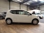 Volkswagen Up! 1.0 3 drs - airco - trekhaak - navigatie