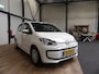 Volkswagen Up! 1.0 3 drs - airco - trekhaak - navigatie