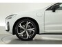 Volvo XC60 2.0 Recharge T6 AWD Plus Dark | Luchtvering | Trekhaak | H&K audio | 360cam | Pano | 21'' | Memory | Pilot Assist