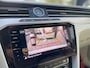Volkswagen Passat 1.6 TDI Highline Business R | DSG | Panoramadak | Navi | Camera | Stoel & Stuurverwarming| Leder
