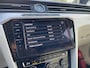 Volkswagen Passat 1.6 TDI Highline Business R | DSG | Panoramadak | Navi | Camera | Stoel & Stuurverwarming| Leder